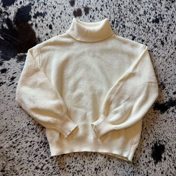 Turtle Neck Women's S Off-White Sweater - Picture 1 of 6